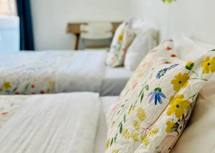 Central And Basic Universitat For Young HostelAlbergo